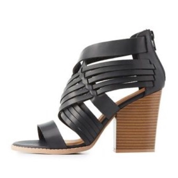 Black block strappy sandal - Picture 2 of 2